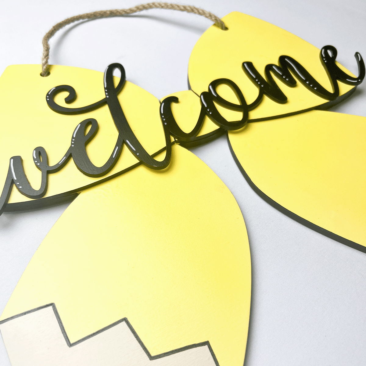 Pencil Bow Sign